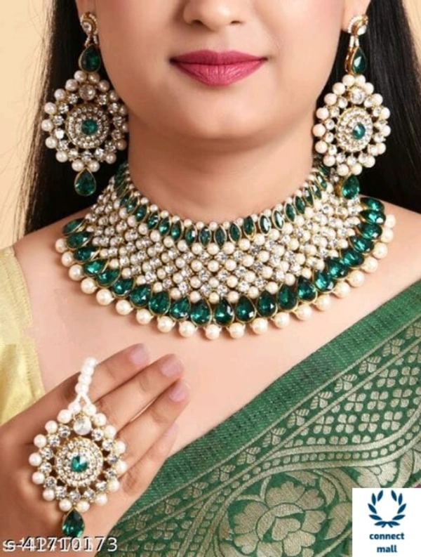 Feminine Fusion Jewellery Sets - Free Size, Green, Brass Platted, Pack of :1